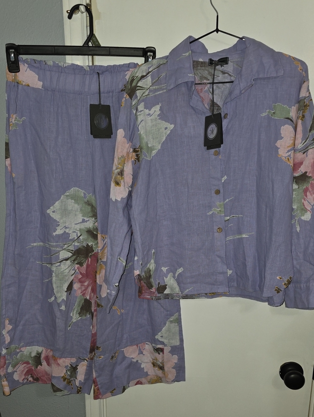 Women's Lavender Floral Pantsuit — Button-Front Top & Wide-Leg Pants